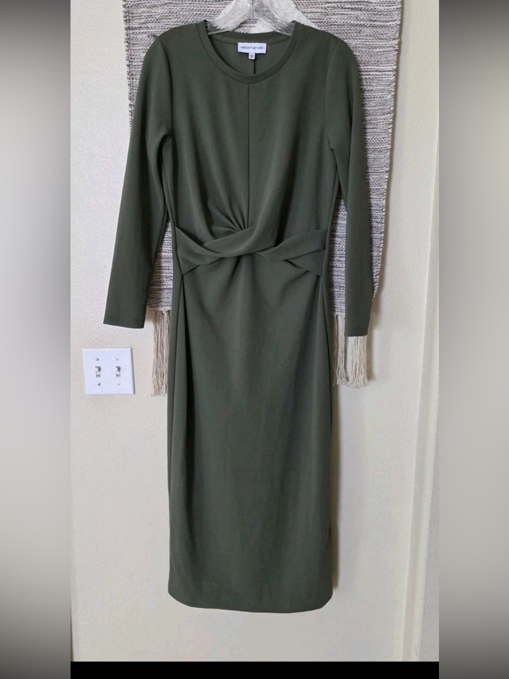 Gibson Olive Twist-Front Long Sleeve Midi Dress
